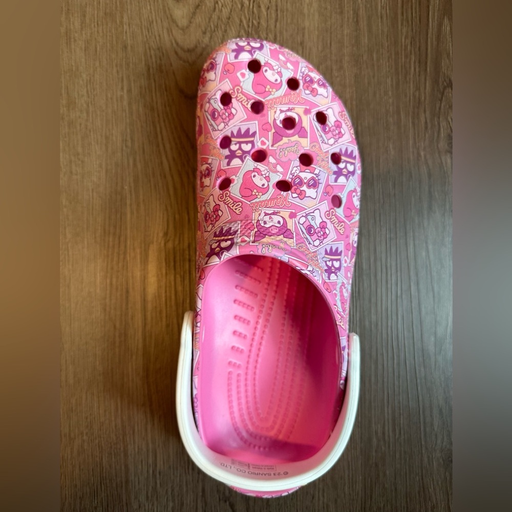 CROCS hello kitty classic clog - Picture 3 of 10
